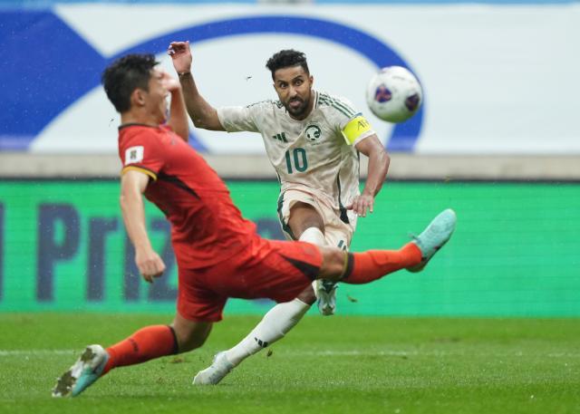 开云体育网址-国脚暗议：没准备换谢鹏飞林良铭 让主力带伤出战