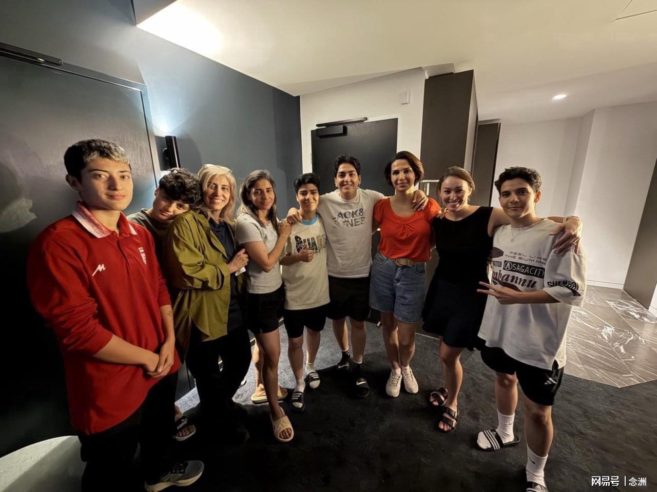 开云体育网址-暴露了！伊朗女足6人从安全屋撤离 1人反悔将地点告知伊朗大使馆